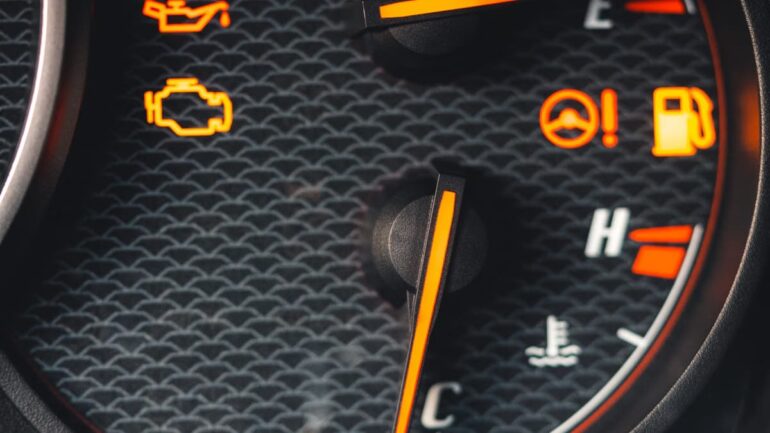 Diagnostic des pannes fréquentes voiture : guide complet